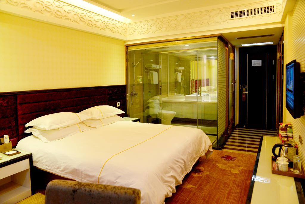 Yiwu Chu Xin Hotel Екстер'єр фото